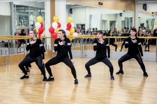 Танцевальная тренировка ЖЕНСКАЯ ПЛАСТИКА