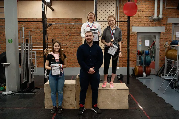 Итоги турнира по становой тяге среди мужчин и женщин 