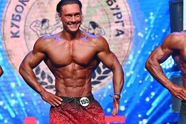 Чемпион пляжного бодибилдинга в Санкт-Петербурге