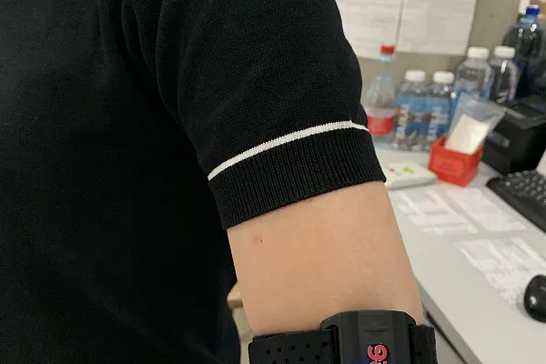 Инструкция по подключению браслета DexBee к приложению