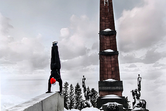Коммерческий класс «Стойка и ходьба на руках»